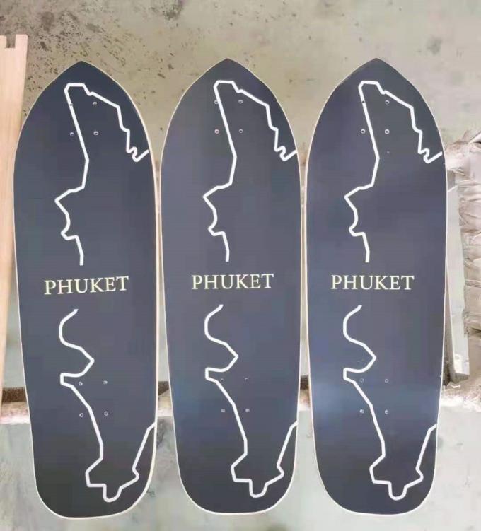 Maple Campuran Serat Kaca Surf Skateboard Dek Disesuaikan 780 * 245MM 1