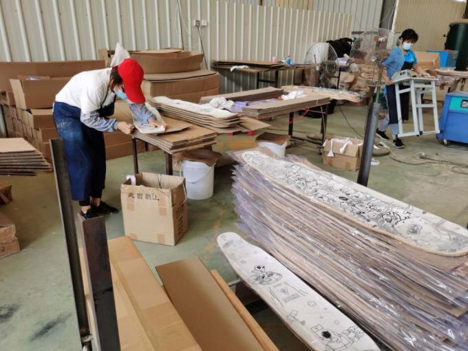 Murah Custom Bentuk kosong Skateboard Decks Kanada Maple Profesional 7