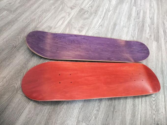 2024 Hot Grosir 7 Ply Maple Kayu Profesional Skateboard Double Kick 1