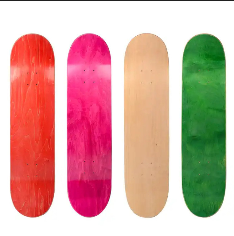Blank Color Elegant Seven Ply Skateboards Kayu Kota Skateboards Untuk Skaters Pro